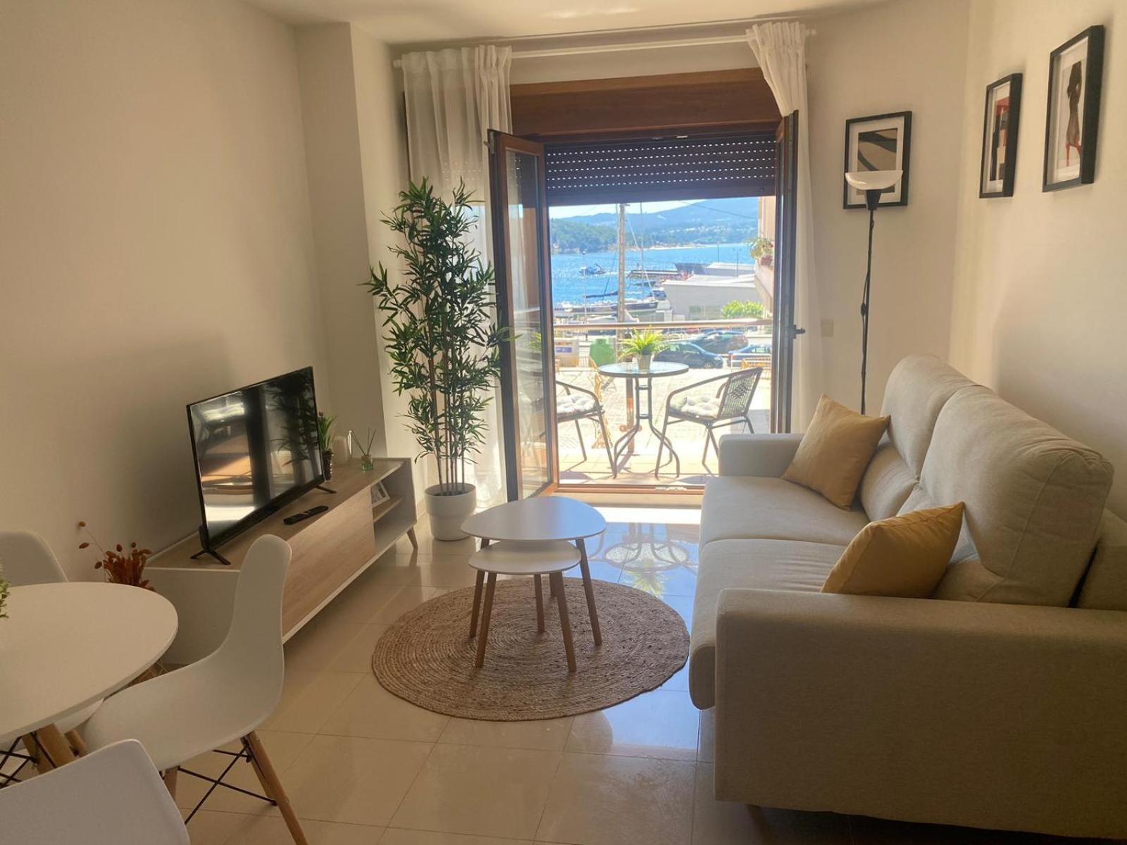 Apartamento Combarro Chico Bagian luar foto
